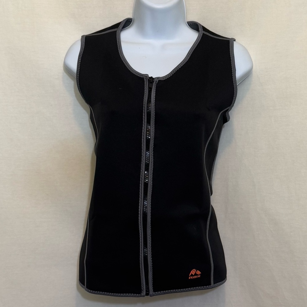 E-130 RBX Black Sleeveless Zip Up Athletic Vest Size S/M